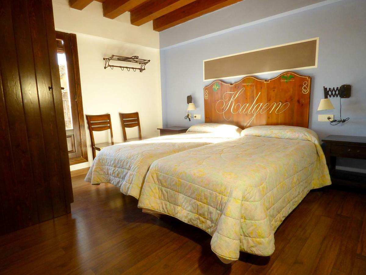 Hotel Rural Reina Berta Murillo de Gállego Exteriör bild